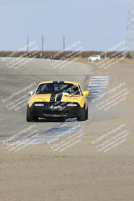 media/Nov-16-2024-CalClub SCCA (Sat) [[641f3b2761]]/Group 1/Race (Outside Grapevine)/